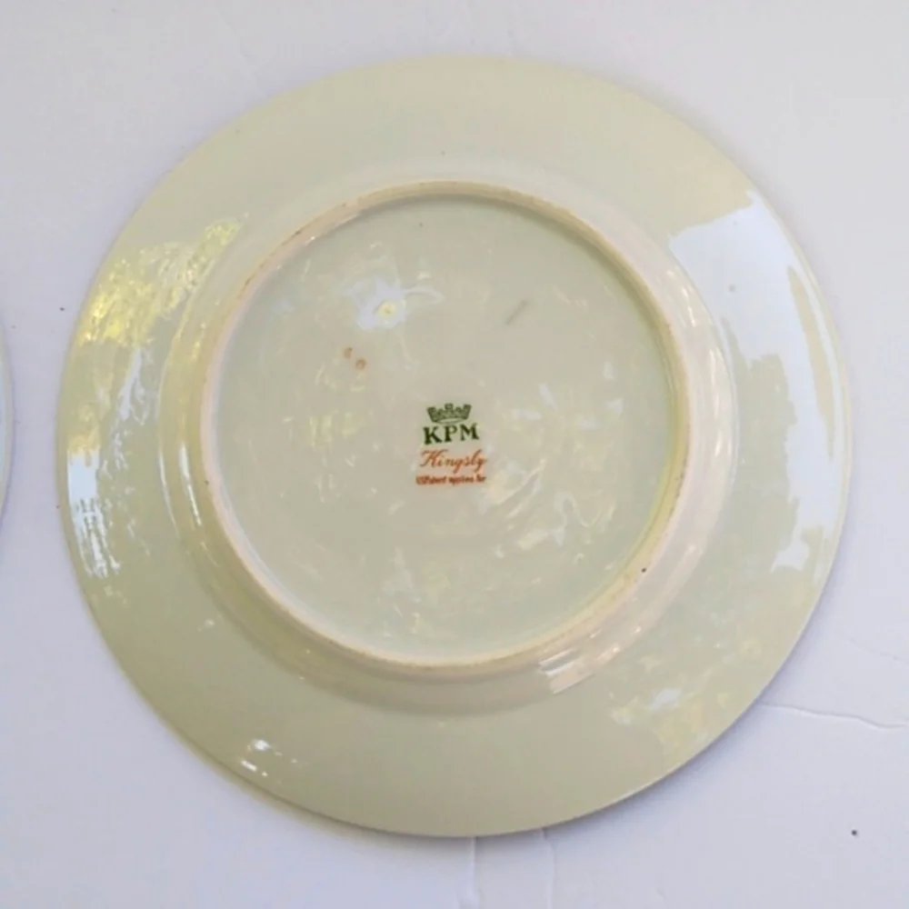 KPM - Vintage Discontinued Kingsley Pattern -7 1/2" Floral Plates - Picture 5 of 7